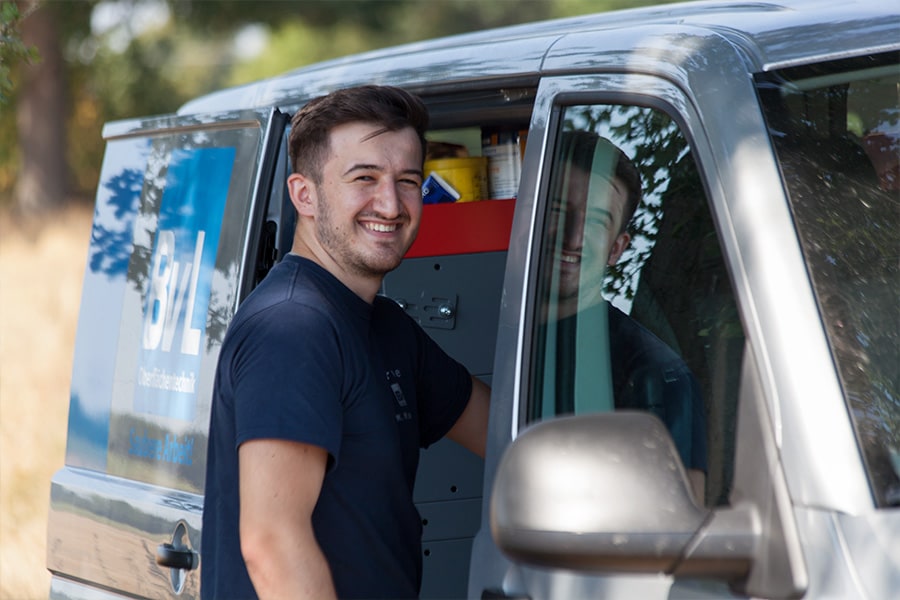 Mitarbeiter Service & Wartung (m/w/d)